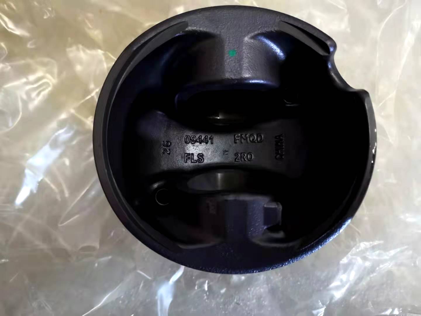 Piston for tunland engine,5269331